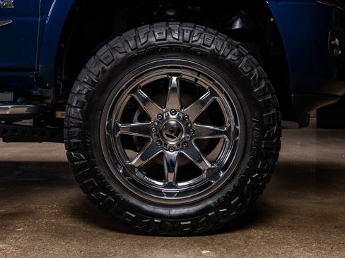 Used 2024 RAM 2500 Limited image 11