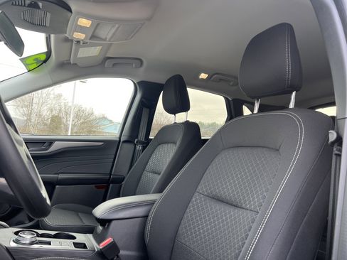 Used 2025 Ford Escape Active w/ Tech Pack #1 image 12