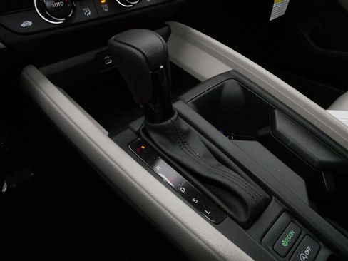 Certified 2025 Honda Accord SE image 24