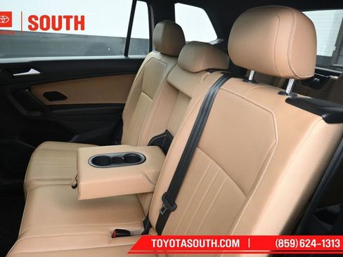 Used 2023 Volkswagen Tiguan SE R-Line FWD image 26