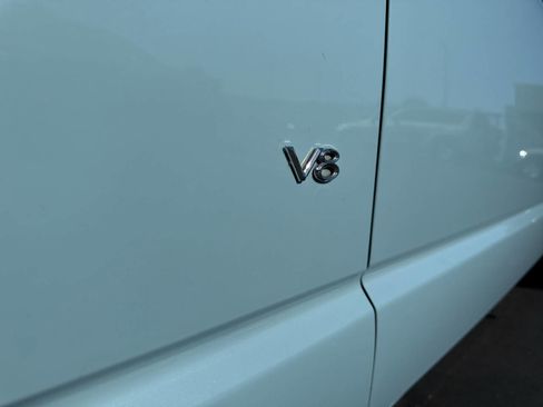 Used 2003 Ford Thunderbird image 11