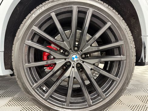 Used 2024 BMW X5 M60i AWD/4WD image 44