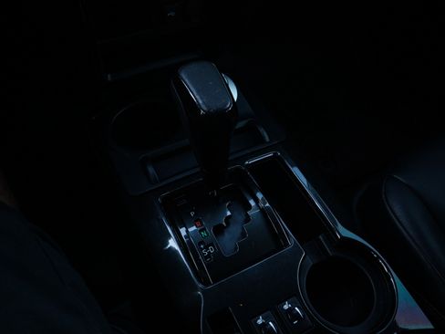 Used 2023 Toyota 4Runner 40th Anniversary SE image 23