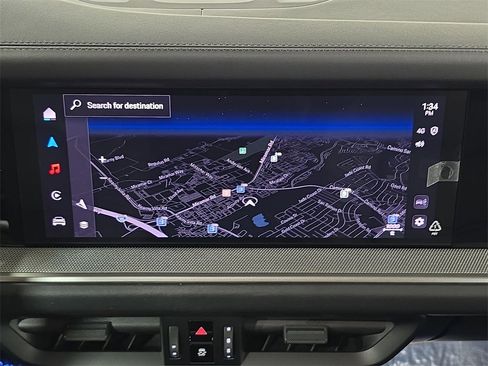 Used 2025 Porsche Cayenne image 18