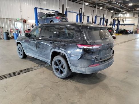 Used 2023 Jeep Grand Cherokee L Limited w/ Luxury Tech Group II AWD/4WD image 5