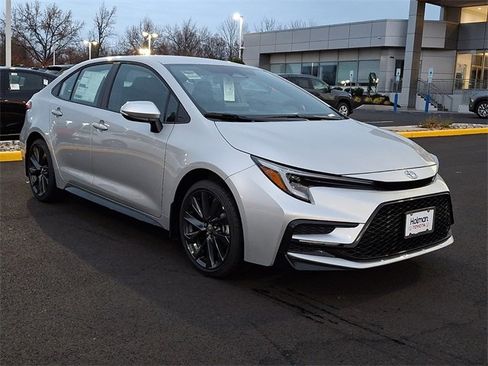 New 2026 Toyota Corolla SE image 2