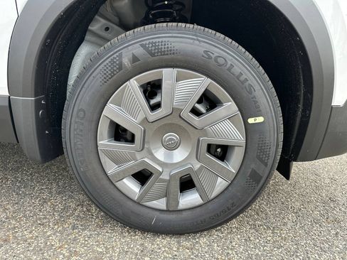 New 2026 Nissan Kicks S FWD image 12