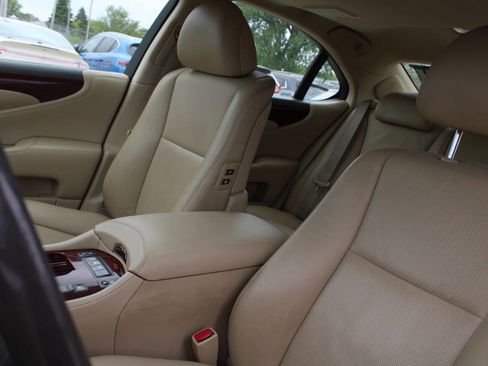 Used 2007 Lexus LS 460 RWD image 20