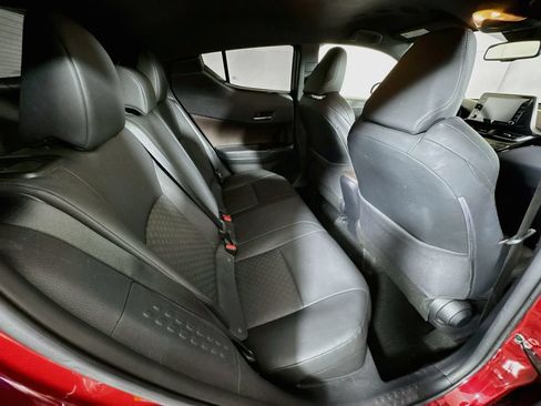 Used 2019 Toyota C-HR Limited FWD image 26
