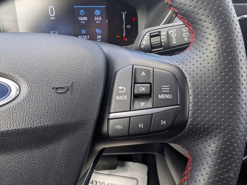 Used 2025 Ford Escape ST-Line Select AWD/4WD image 14