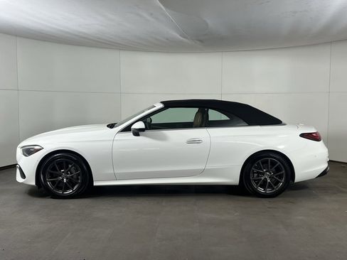 Used 2024 Mercedes-Benz CLE 300 4MATIC Cabriolet image 2