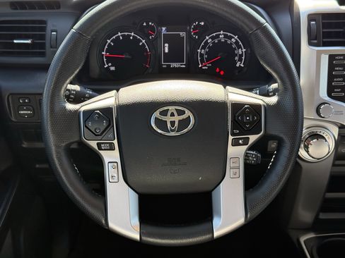 Used 2023 Toyota 4Runner SR5 Premium image 15
