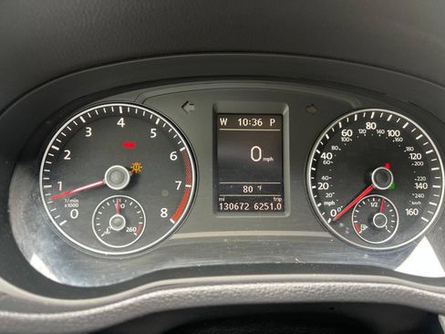 Used 2013 Volkswagen Passat 2.5 SE FWD image 12