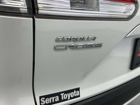 Used 2022 Toyota Corolla Cross L FWD image 10