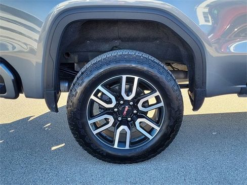 Used 2022 GMC Sierra 1500 AT4 w/ AT4 Premium Package image 7