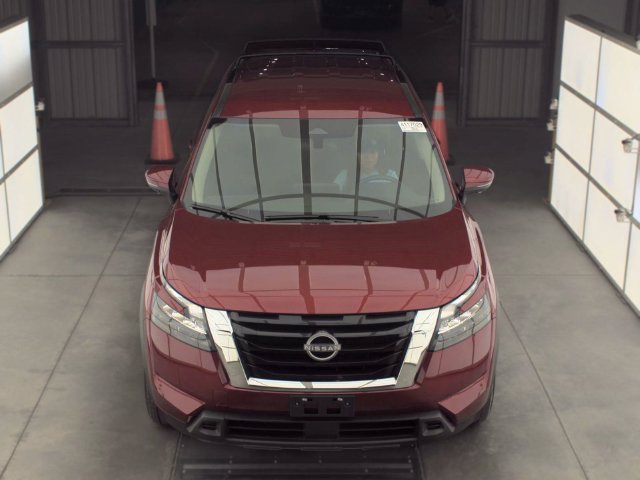 Certified 2024 Nissan Pathfinder SV FWD image 4