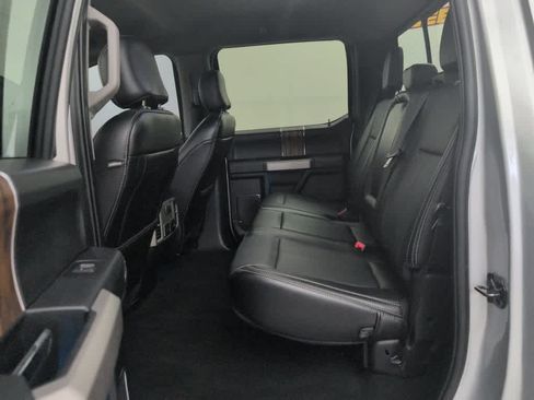 Used 2019 Ford F150 Lariat RWD image 14