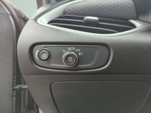 Used 2024 Chevrolet Malibu LT image 34