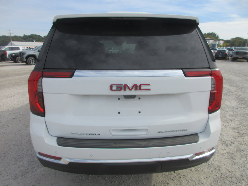 New 2027 GMC Yukon Elevation w/ Technology Package AWD/4WD image 5