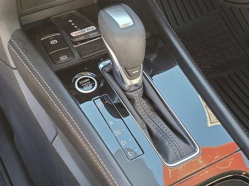 Certified 2023 Nissan Kicks SR w/ SR Premium Package image 29