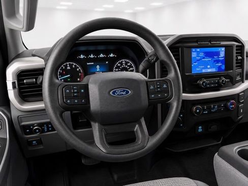 Used 2023 Ford F150 XLT w/ Trailer Tow Package AWD/4WD image 18