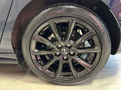 Used 2024 MAZDA MAZDA3 s FWD image 19