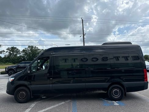 Used 2025 Mercedes-Benz Sprinter 2500 image 23