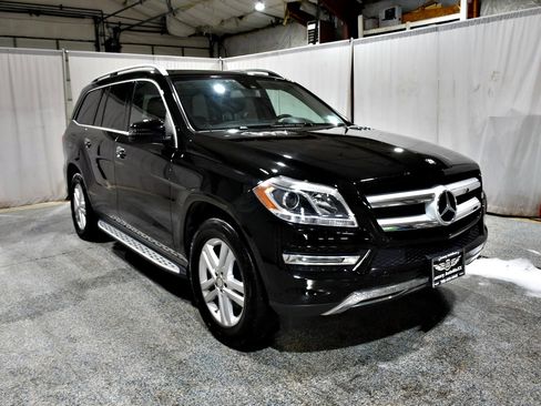 Used 2016 Mercedes-Benz GL 450 4MATIC image 3