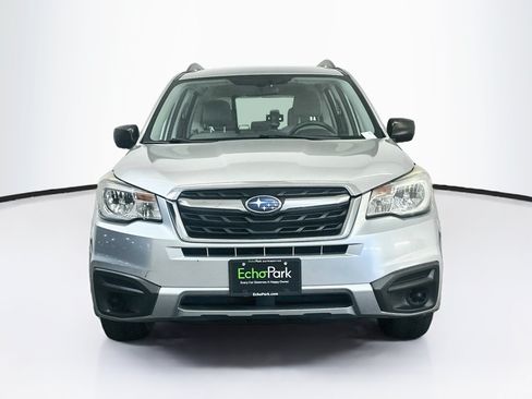 Used 2017 Subaru Forester 2.5i w/ Alloy Wheel Package AWD/4WD image 2