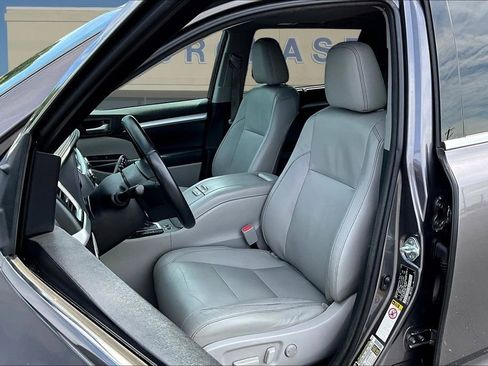 Used 2015 Toyota Highlander XLE FWD image 23