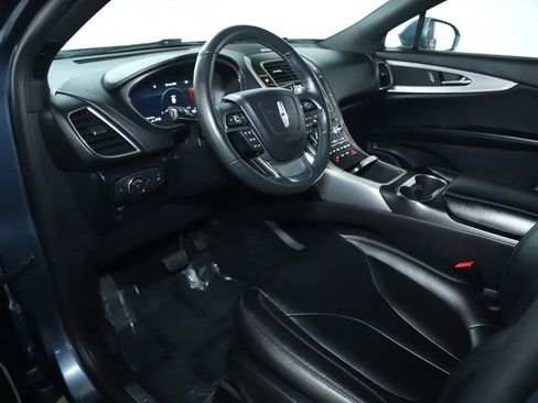 Used 2019 Lincoln Nautilus FWD image 16