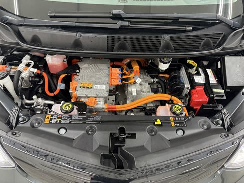 Used 2020 Chevrolet Bolt LT image 9