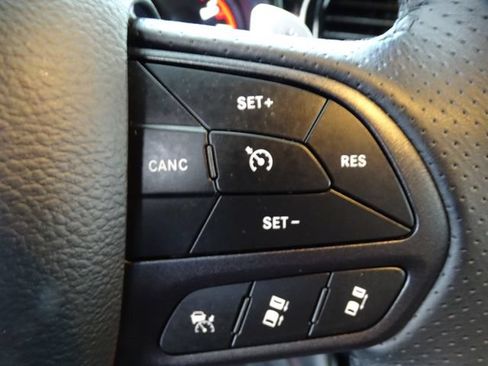 Certified 2025 Dodge Durango R/T AWD/4WD image 8