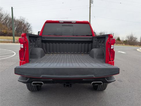 Used 2024 Chevrolet Silverado 1500 LT Trail Boss w/ Convenience Package II image 15