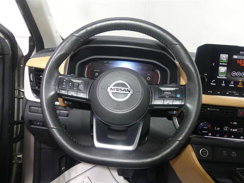 Used 2021 Nissan Rogue Platinum AWD/4WD image 31