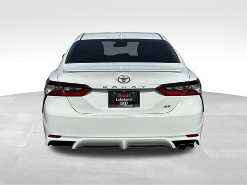 Used 2023 Toyota Camry SE w/ Convenience Package FWD image 4