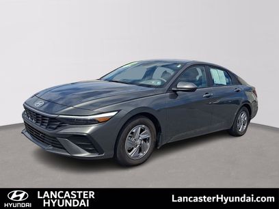 Certified 2025 Hyundai Elantra SE