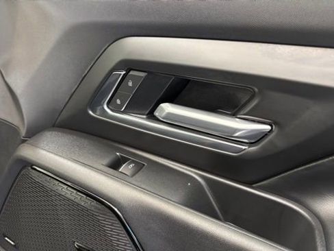 Used 2025 Chevrolet Silverado EV RST AWD/4WD image 27