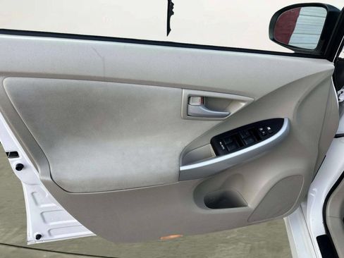 Used 2010 Toyota Prius FWD image 11