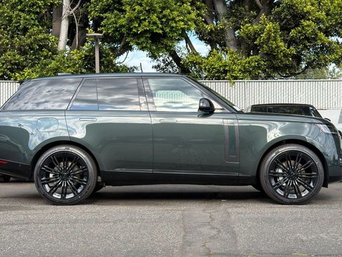 New 2026 Land Rover Range Rover SE AWD/4WD image 7