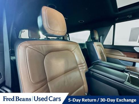 Certified 2023 Lincoln Navigator L Reserve image 31