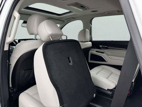 Used 2021 Kia Telluride EX w/ EX Premium Package FWD image 39