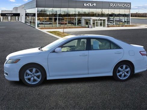 Used 2008 Toyota Camry SE image 6