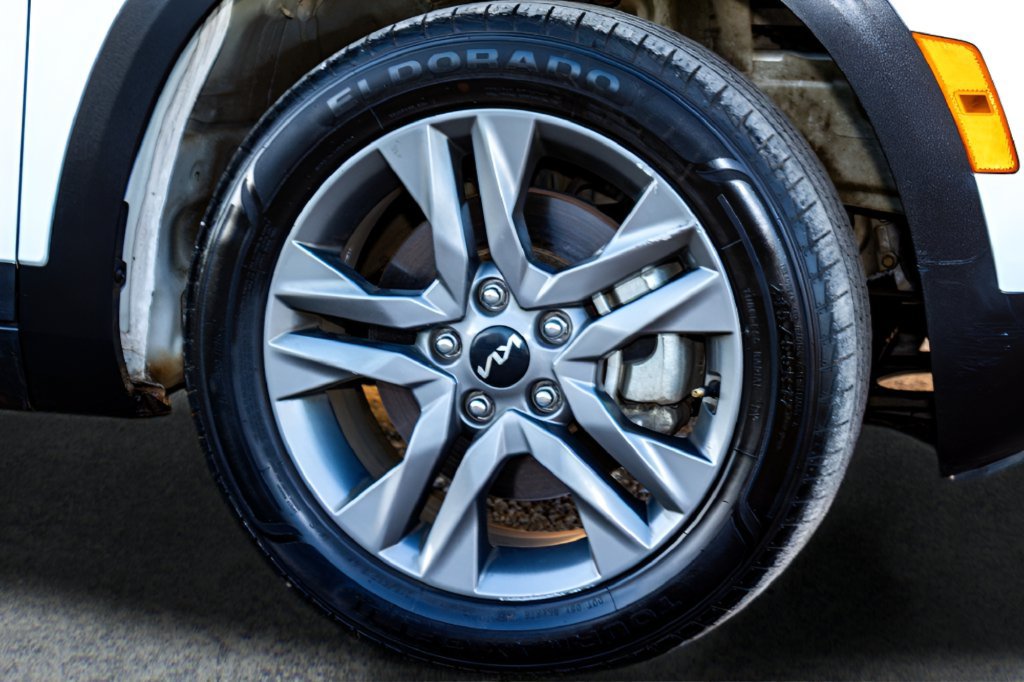 Used 2023 Kia Seltos LX AWD/4WD image 24