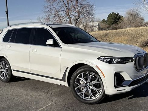 Used 2022 BMW X7 xDrive40i image 2
