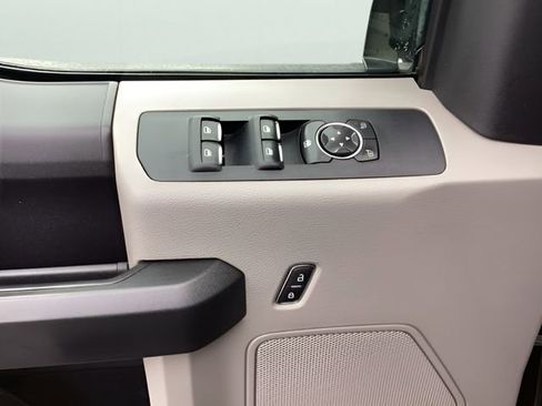 Used 2020 Ford F350 XL w/ STX Appearance Package image 9