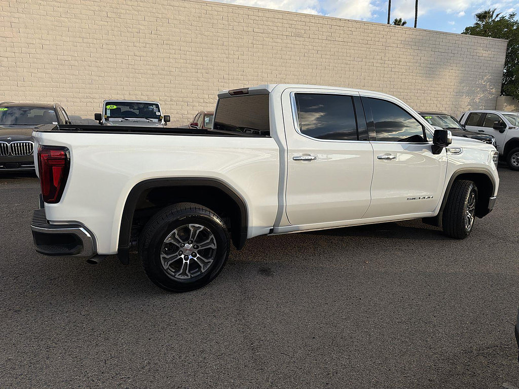 Used 2024 GMC Sierra 1500 SLT RWD image 4