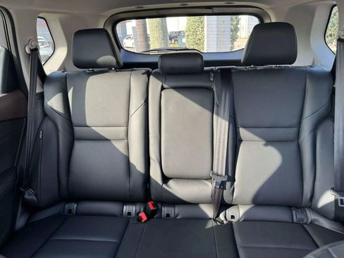 Used 2021 Nissan Rogue SV w/ Premium Package image 22