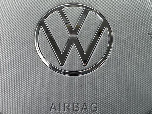 New 2026 Volkswagen Jetta S FWD image 40