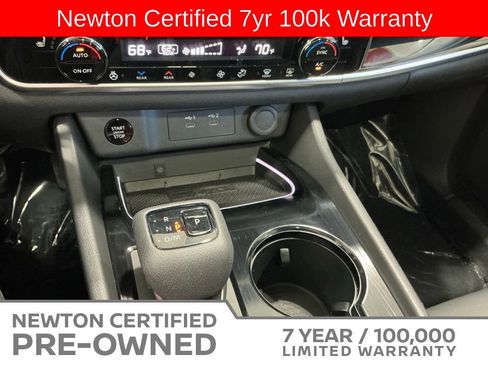 Used 2025 Nissan Rogue SL w/ SL Premium Package AWD/4WD image 11